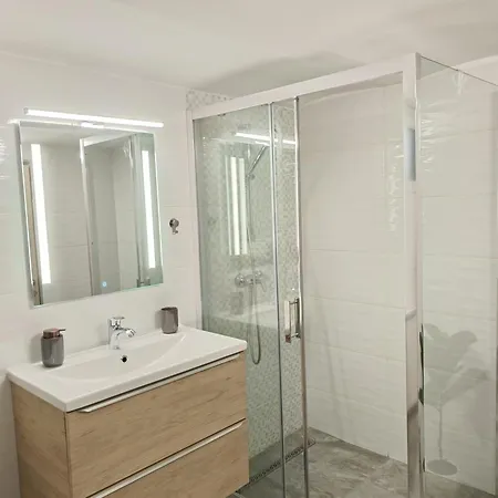 Carol Luxury Lägenhet